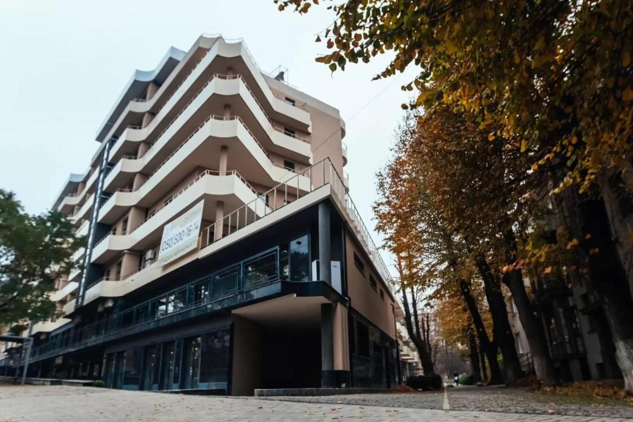 Luxury Apartments “Dream City” Uzhhorod Ngoại thất bức ảnh