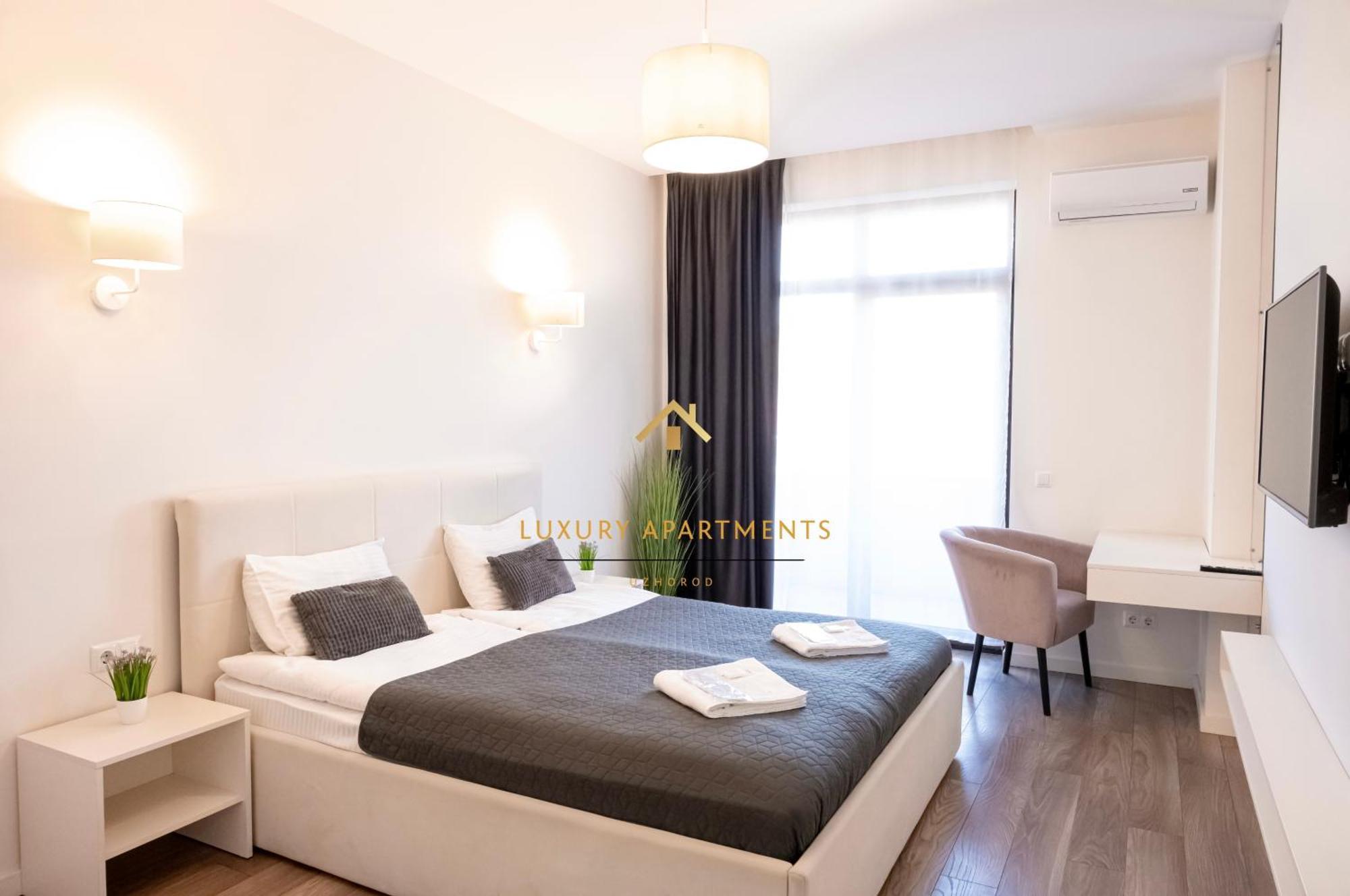 Luxury Apartments “Dream City” Uzhhorod Ngoại thất bức ảnh